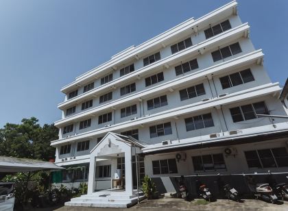 寧曼瑪雅快捷旅館