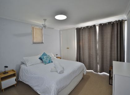 Waterfront Apartments Unit 1