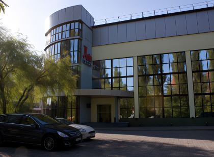 Dona Hotel