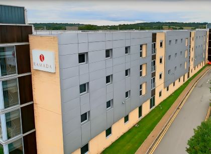 倫敦北華美達飯店