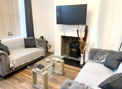 3 Bed Stays Sheffield Central