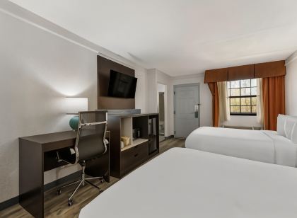 Quality Inn & Suites Airport