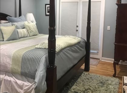 Parrott’s Landing: Be at Home By the Sea, Relaxing with Family and Friends