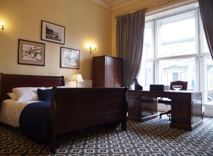 Thistle Hotel