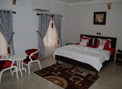 NUE-Crest Hotels & Suites