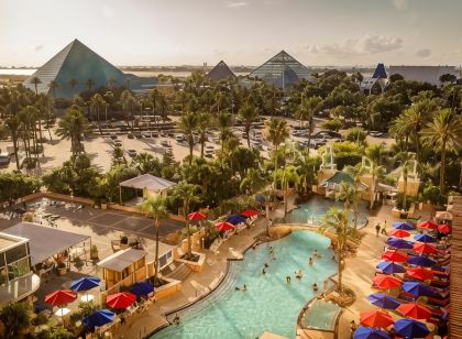 Moody Gardens Hotel Spa and Convention Center