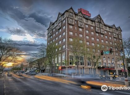 Hotel Alex Johnson Rapid City, Curio Collection by Hilton