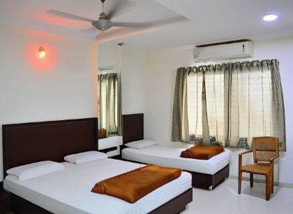 Hotel Maheshwari Avenue