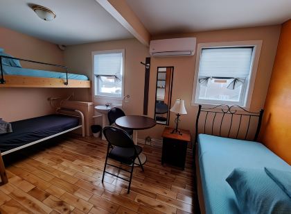 Auberge Jeunesse à Loulou