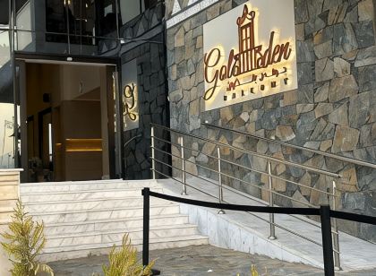Golden Balcony Hotel