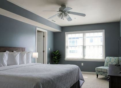 Bayfront Family Friendly 2BR on a Marina - Great Location & Beautiful Views!