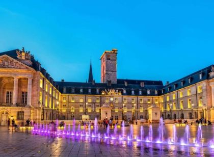 Campanile Dijon Nord - Toison D'or