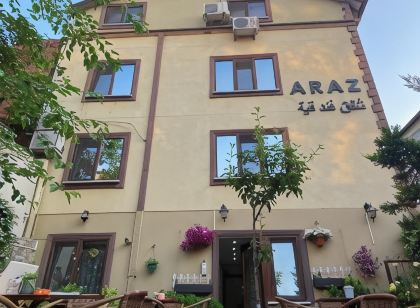 Araz Apart