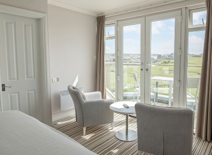 Oceanside Lifestyle Hotel