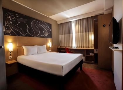 Ibis Yerevan Center