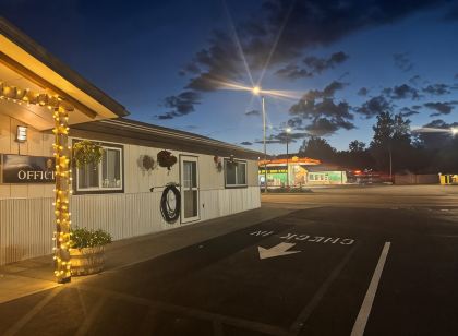 The Pioneer Motel