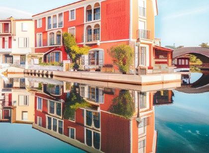 Le Suffren, Hôtel et Appartements 4 étoiles, Port Grimaud