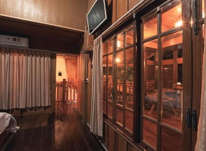 더 히스토리 카페 & 게스트하우스