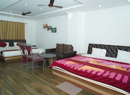 Hotel Aastha