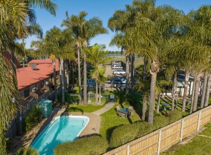 桑巴爾汽車旅館