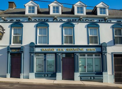 Barr Na Sraide Inn