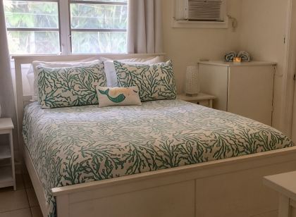 Gorgeous Beachy Chic Condo in Key Biscayne, FL