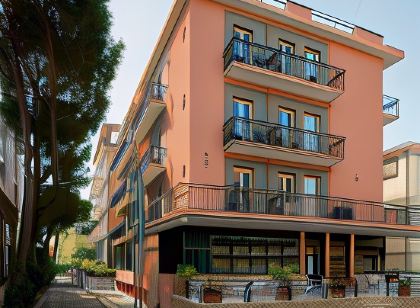 Hotel Scarlet