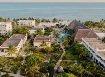 Jacaranda Beach Resort