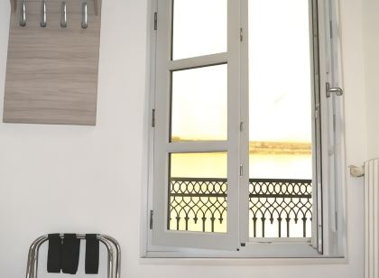 Hôtel Concorde - Centre Ville de Nimes