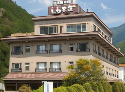 KKR下呂 しらさぎ(国家公務員共済組合連合会下呂保養所)