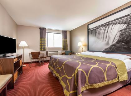 Super 8 by Wyndham Niagara Falls ON