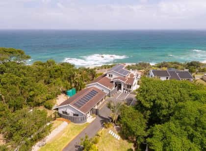 Beachcomber Bay Guest House in South Africa