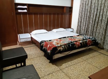 Jewel Hotel