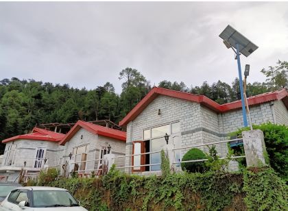 Village Live In Resort, Chail