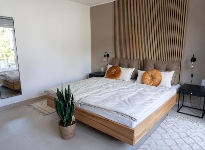 Sunrise Suite | Modern oasis of well-being