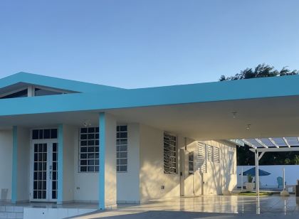 Casa de Carmen Pool House!! Family + Pet Friendly!! Perfect for Large Groups!!