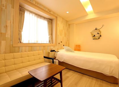 Hotel 3 O'Clock Tennoji