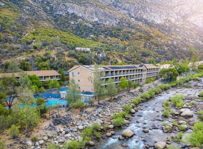 Yosemite View Lodge