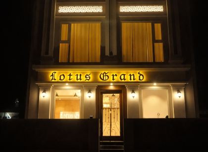 Lotus Grand Akm