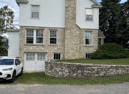 Four bedroom charming historical Harbor Haus in central Egg Harbor