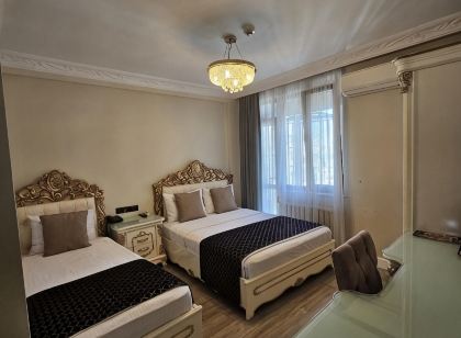 Best Town Hotel