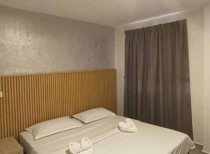 Five Hotel