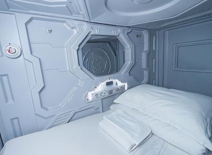 Kiwi Capsule Hotel