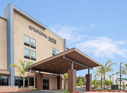 스프링힐 스위트 바이 메리어트 에스콘디도 다운타운