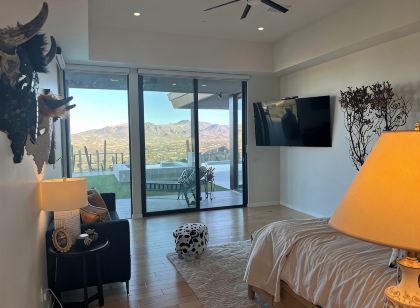 Luxurious Mountain Home with Stunning Views— Minutes from down Town Cave Creek