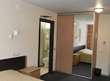 Izumrud Hotel