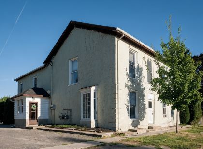 Gorgeous renovated-5 min to Main St-BBQ-Firepit-Free Sandbanks pass-Pac Man game