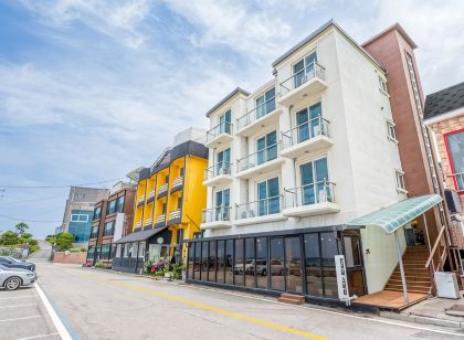 Goseong Seonsagil Stay Pension