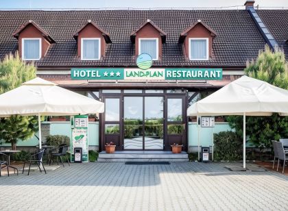 Land-Plan Hotel
