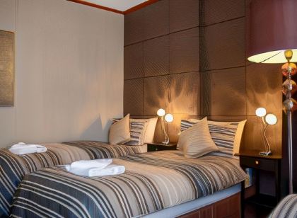 Tanes Hotel